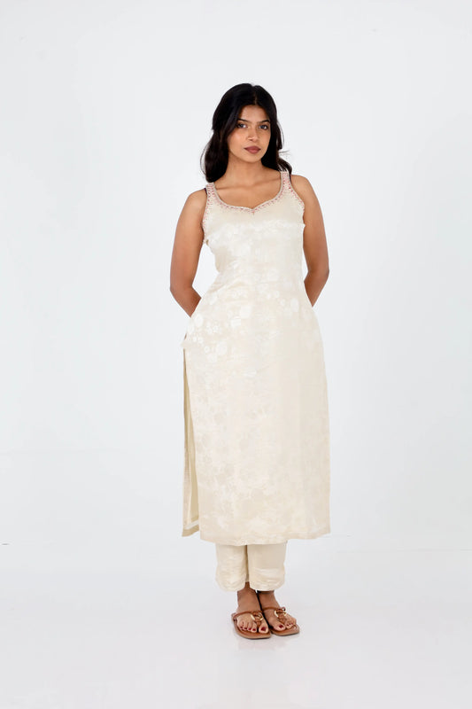 Ivory Embroidered Kurta Set with Vibrant Patola Dupatta